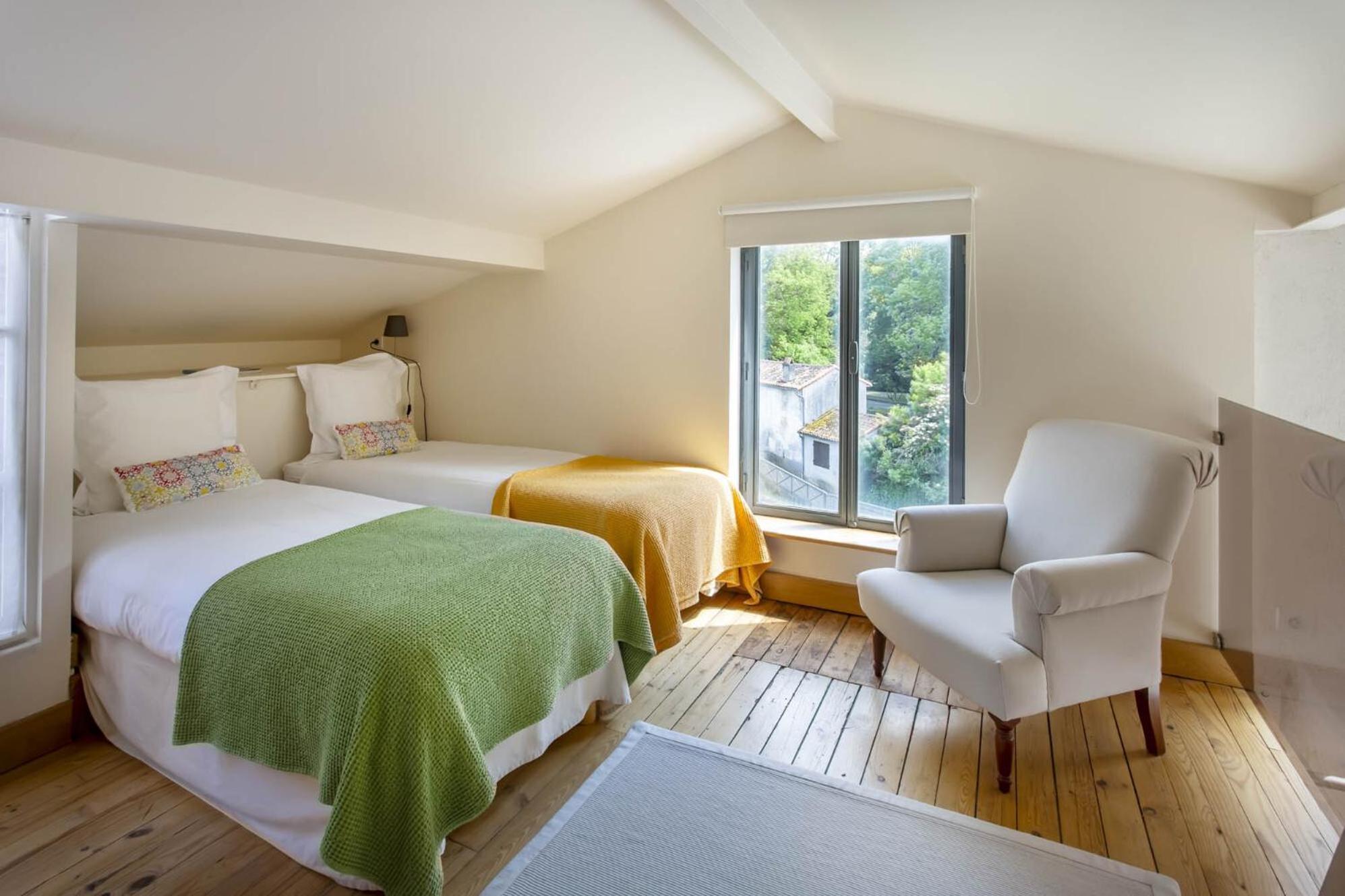 Quai 3 Loft Moderne Et Lumineux Les Pieds Dans L'Eau Apartment Jarnac Bagian luar foto